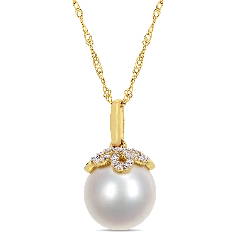 Mimi & Max 10-10.5mm South Sea Pearl and Diamond Accent Necklace in 14k Yellow Gold