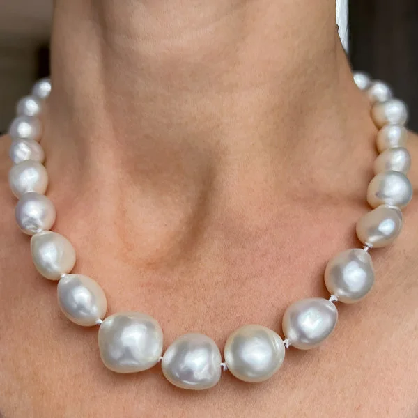 Vintage Baroque Pearl Necklace