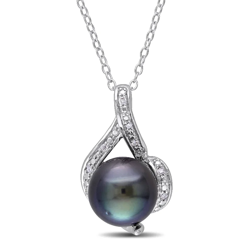 Mimi & Max 9-9.5mm Black Tahitian Pearl and Diamond Curlicue Necklace in Sterling Silver