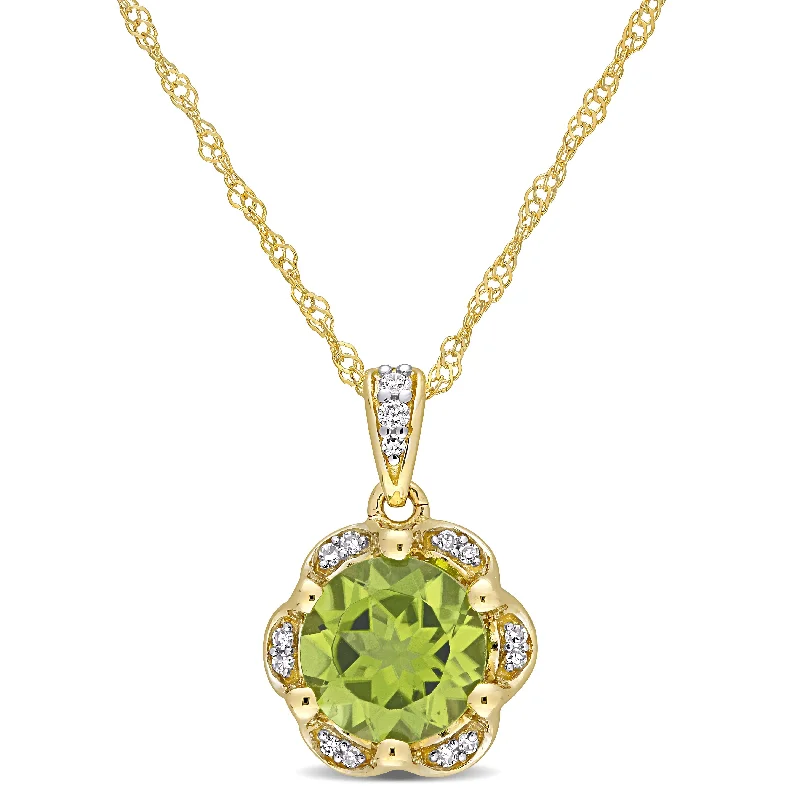 Mimi & Max 1 1/2ct TGW Peridot and Diamond Accent Floral Pendant with Chain in 14k Yellow Gold