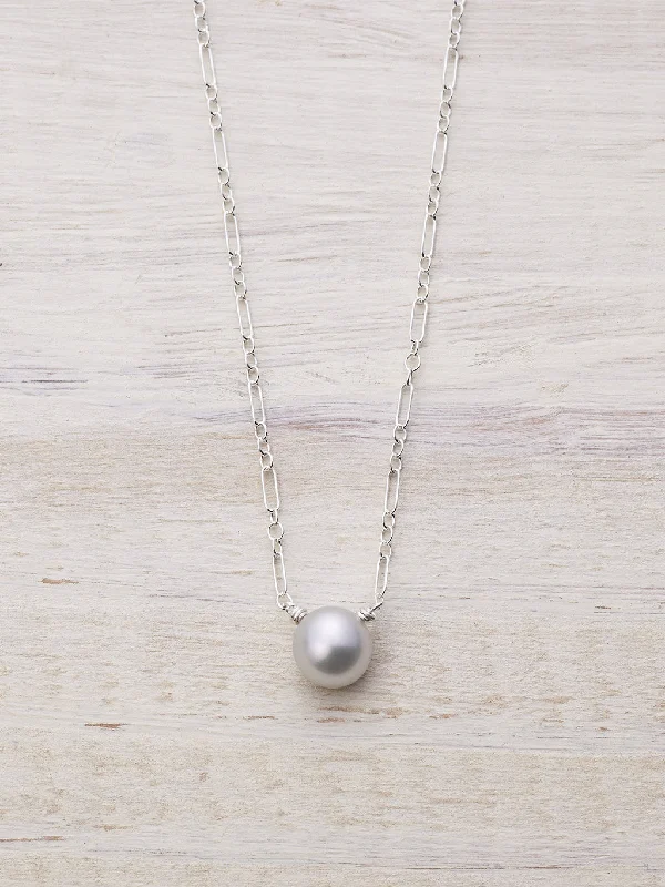 Single Freshwater Pearl Drop Necklace