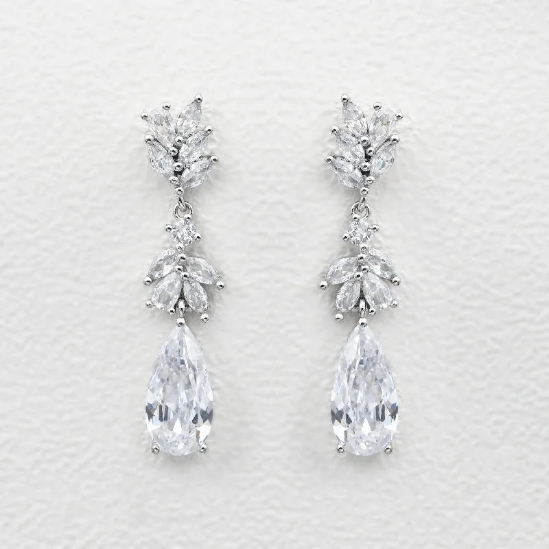 Felicegals Stimulated Diamond Floral Drop Earrings