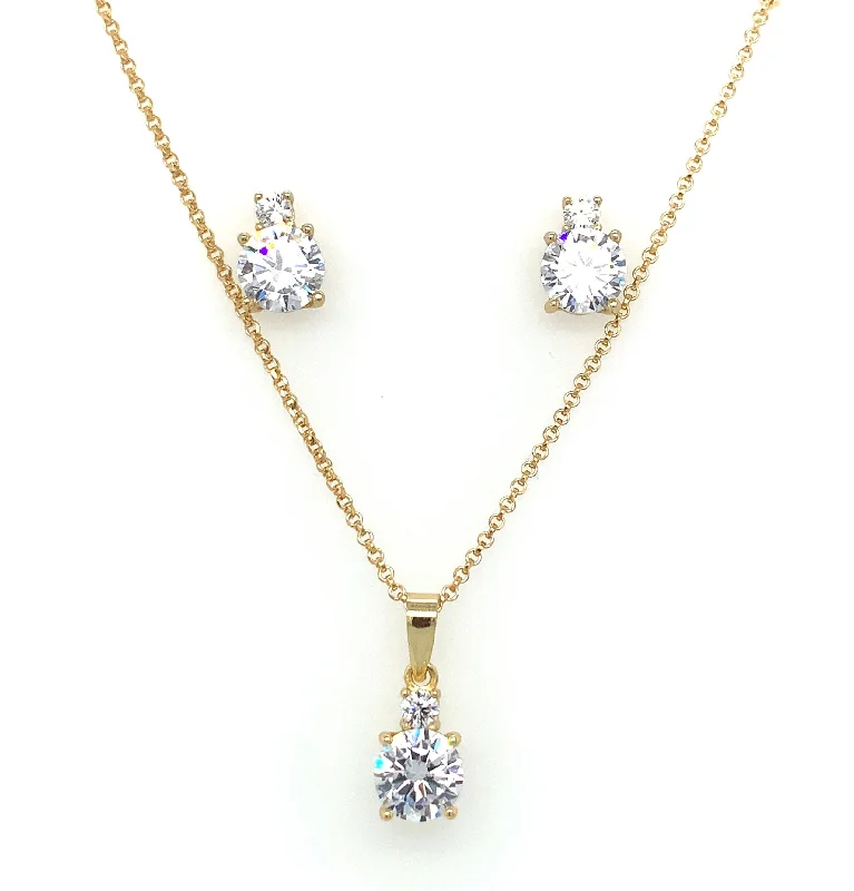 Golden Round Cz Earring And Pendant Set