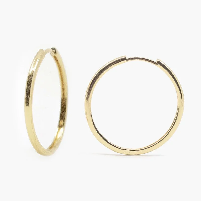 Large Hoop Earrings in Gold