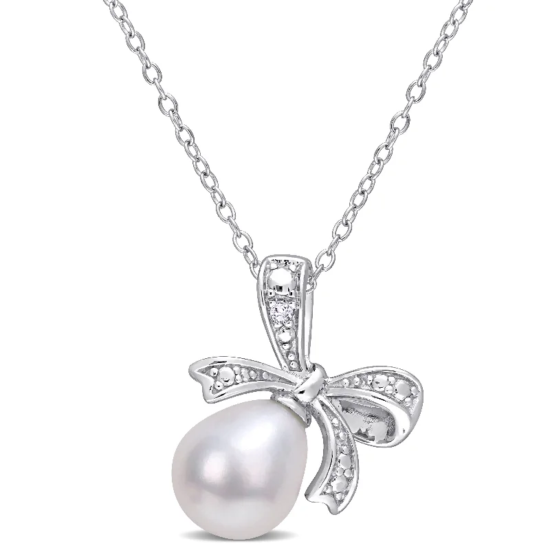 Mimi & Max 8.5-9mm Cultured Freshwater Pearl and Diamond Accent Bow Necklace in Sterling Silver