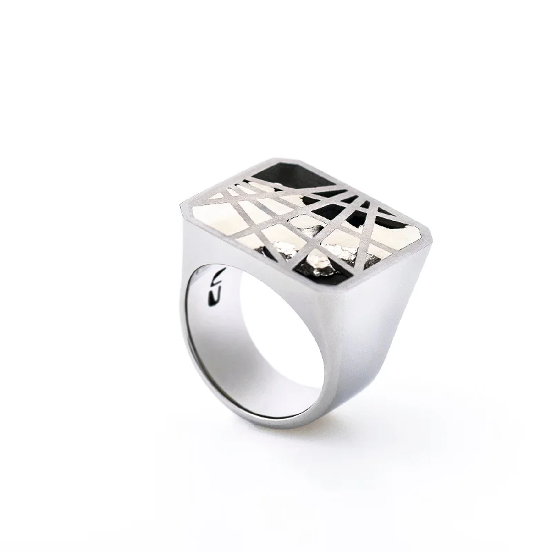 Carl Noonan - Interlace Full Square Ring