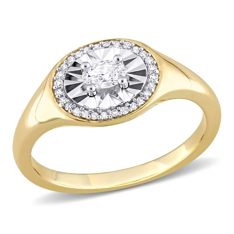 Mimi & Max 1/4ct Oval and Round-Cut Diamond Ring 14k Yellow Gold