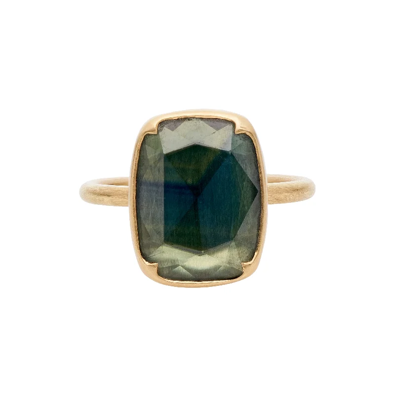 Gabriella Kiss 18k Rectangular Green Lozenge Sapphire Ring- 4.4 ct