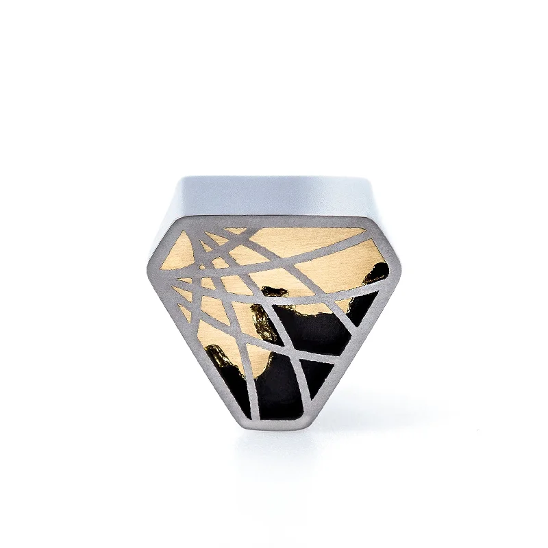 Carl Noonan - Interlace Triangle Ring