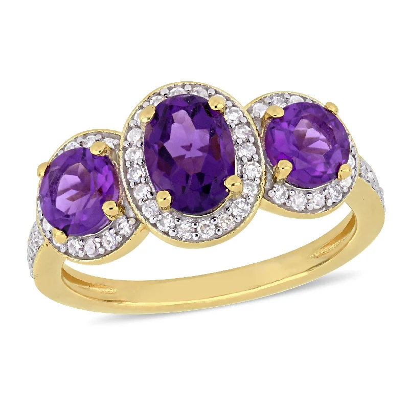 Mimi & Max 1 5/8ct TGW Amethyst 1/3ct TDW Diamond 3-Stone Halo Ring Yellow Silver