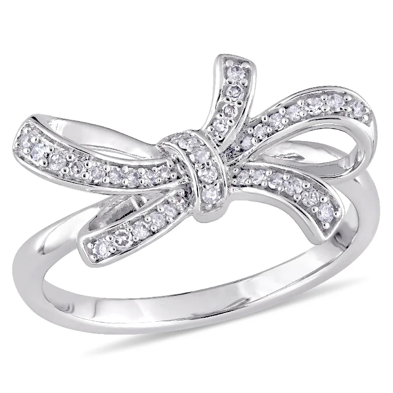 Mimi & Max 1/6ct TW Diamond Bow Ring 10k White Gold